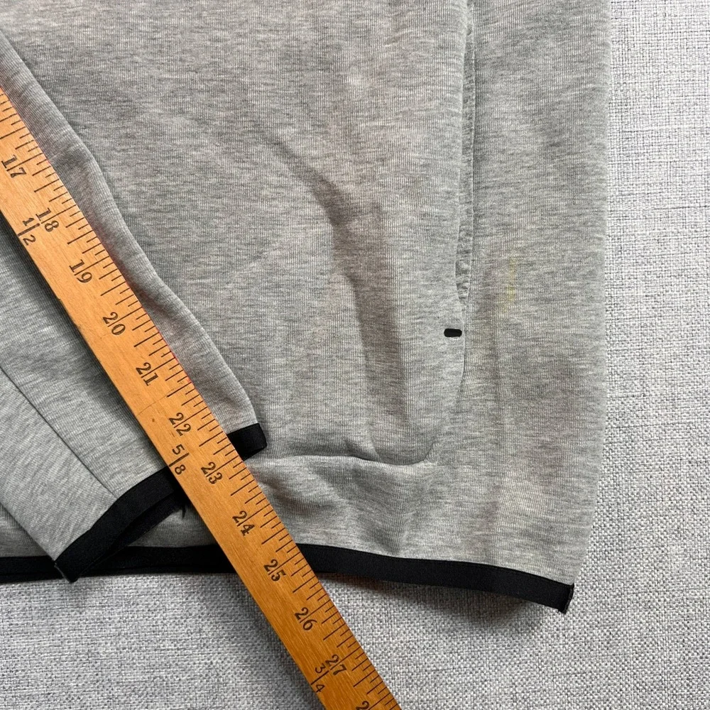Nike Tech Fleece Pullover Hoodie Men Medium‎ Gray Athleisure DD5174-063 Sporty
